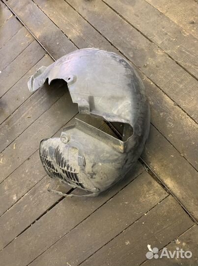 Mercedes w211 подкрылок задний