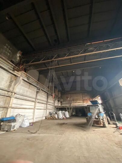Склад с 2 кран-балками 1800м²