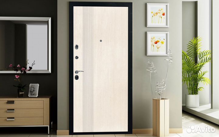 Входная металлическая дверь