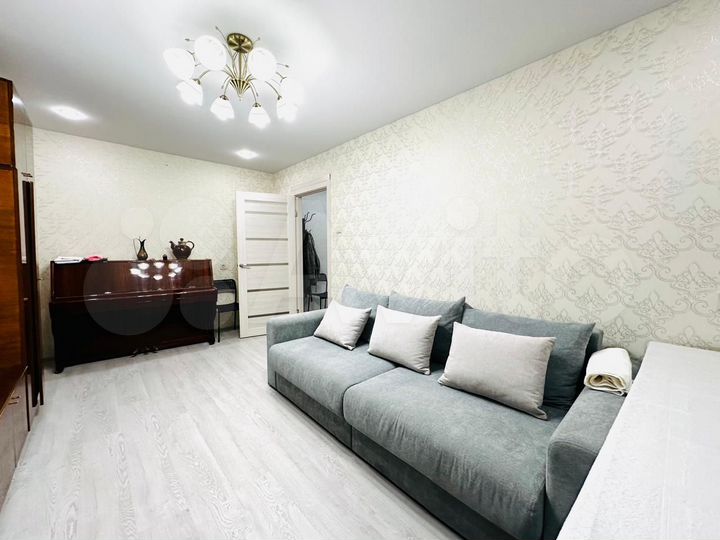 2-к. квартира, 50 м², 4/9 эт.