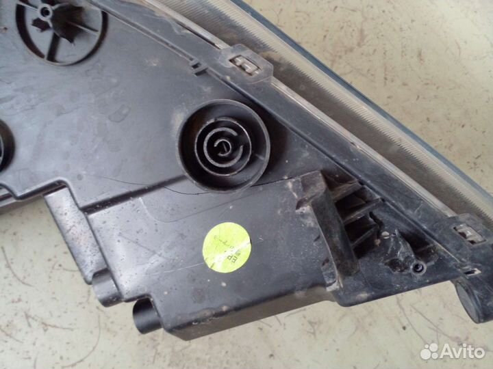 Фара правая Geely Atlas NL-3 2021г дефект