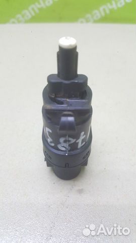 Датчик включения стоп сигнала Ford Focus 2 1.8