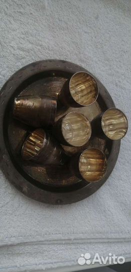 Кухонные дела: серебр.рюмки/чашки-блюдца, посуда