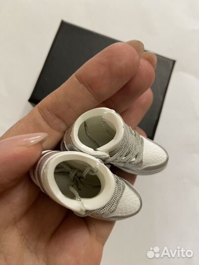 Кроссовки для кена или фигуры 1/6