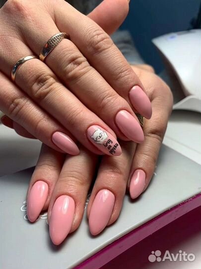 Маникюр и наращивание ногтей