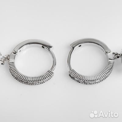 Серьги со стразами