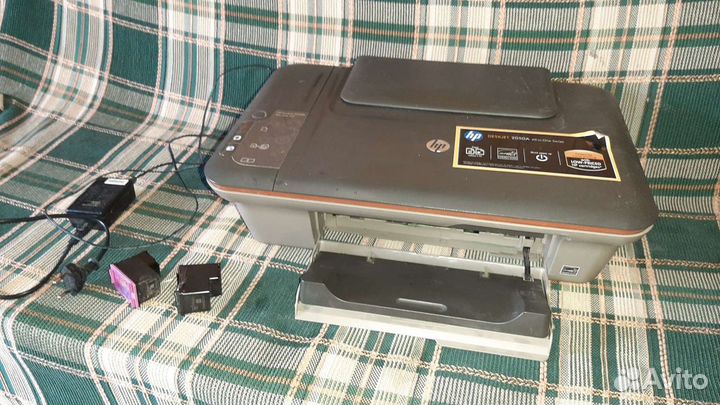 Принтер HP deskjet 2050A