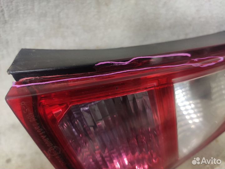 Фонарь правый Renault Logan фаза 2