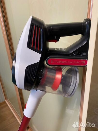 Пылесос ручной (handstick) Redmond RV-UR370