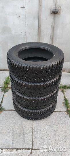 Yokohama Ice Guard IG35 215/60 R16 99T