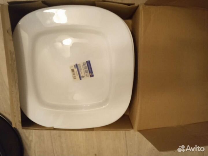 Тарелки luminarc новые 25-28 см