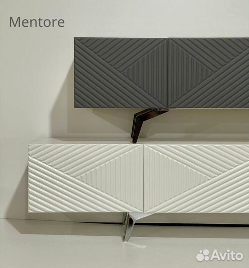 Тумба тв Bravo от производителя (на опорах)