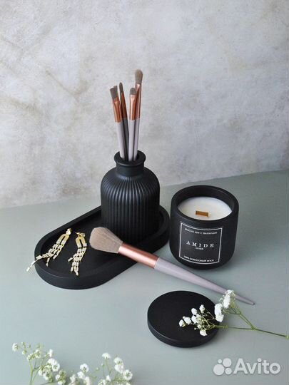 Набор ваза и свеча из гипса