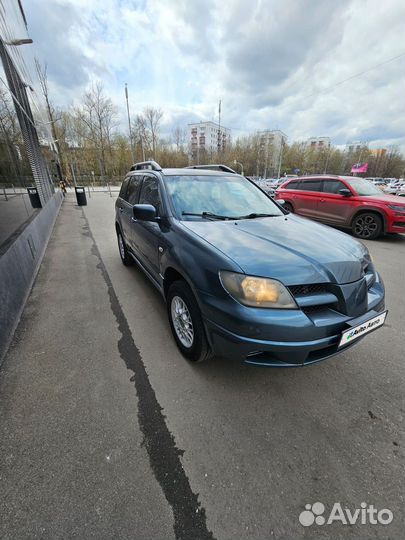 Mitsubishi Outlander 2.4 AT, 2003, 178 000 км