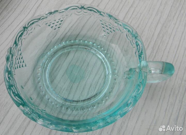 Тарелочка с ручкой. Цветное стекло