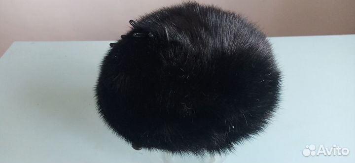 Берет меховой новый