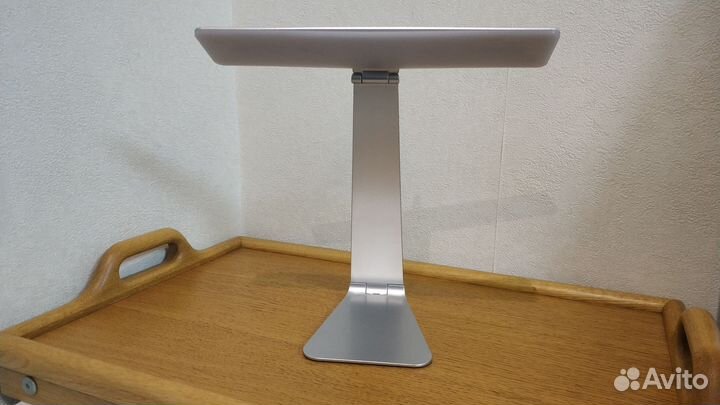 Лампа настольная