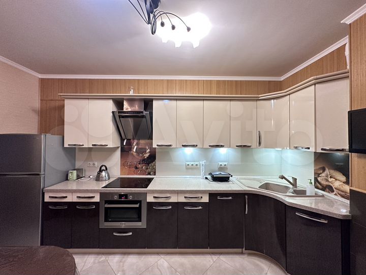 2-к. квартира, 60 м², 16/17 эт.