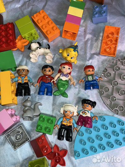 Lego duplo разные наборы в кучу