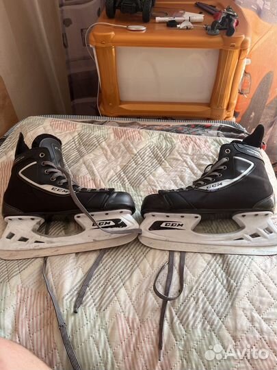 Коньки хоккейные ccm