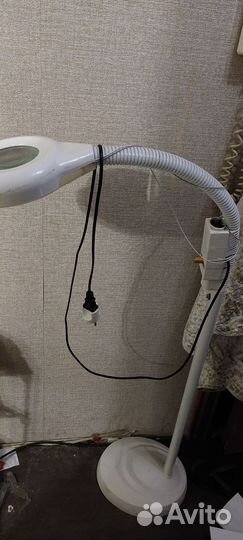 Лампа лупа светодиодная