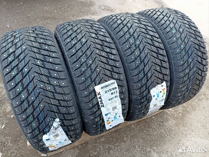 Zmax Winternova Stud II 215/50 R17