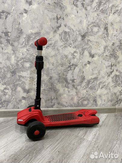 Самокат детский трехколесный kreiss