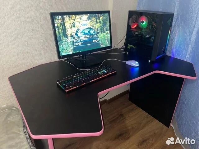 Стол геймерский (новый)
