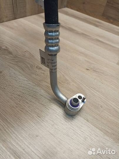 Трубка кондиционера BMW X7 G07 2021 9493985