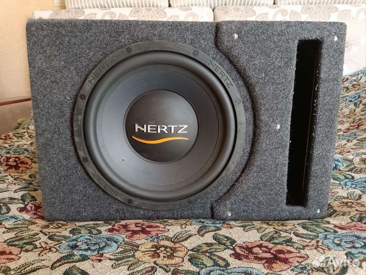 Сабвуфер Hertz ES300