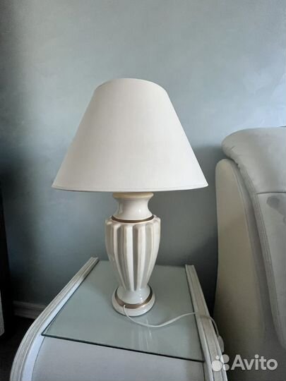 Лампа настольная