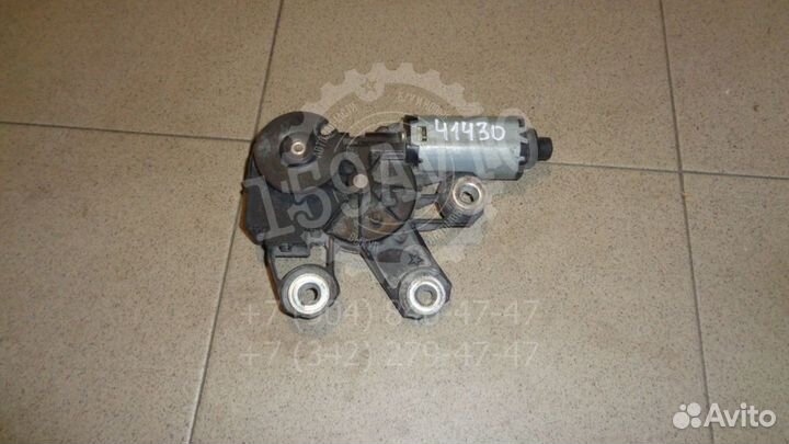 Моторчик стеклоочистителя задний VW Touareg 1 (7L)