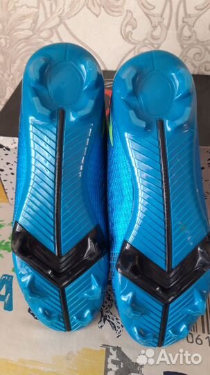 Футбольные бутсы 42 размер