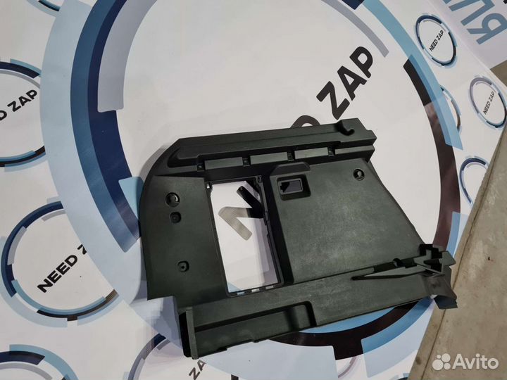 Обшивка багажника левая LADA X-Ray