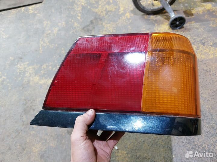 Фонарь задний правый ваз 2115