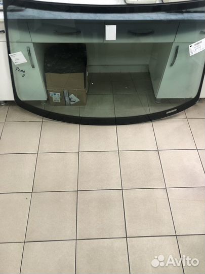 Стекло лобовое Audi A6 C5