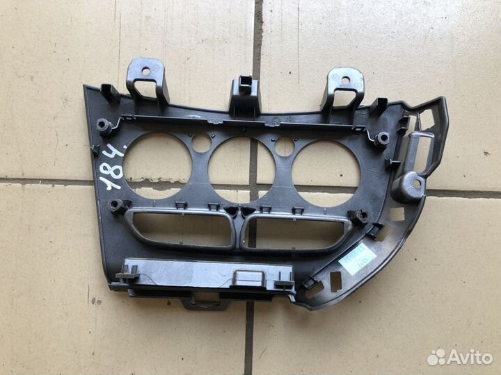 Накладка центральной консоли Ford Focus 3