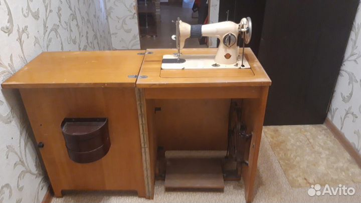 Швейная машинка