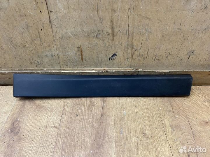 Накладка двери задней правой Bmw X1 F48