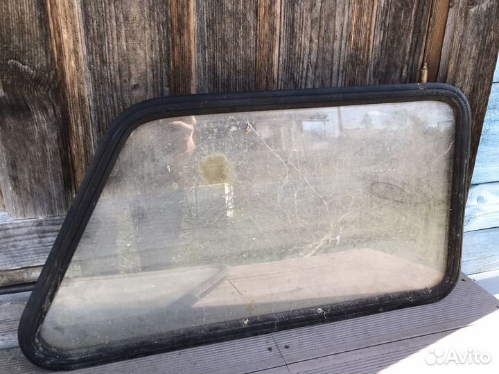 Стекла задние на Запорожец