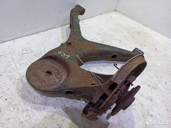 Рычаг задний правый