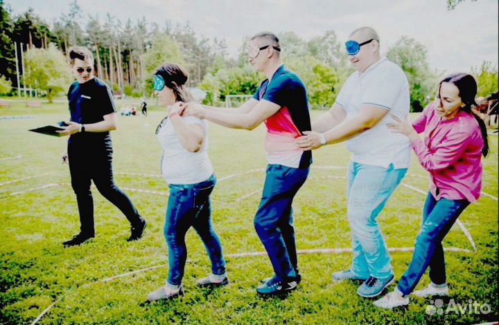 Комплектовщик Вахта прожив. +еда Еженедельный аван