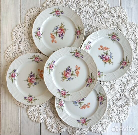 Фарфоровые тарелки, Мейсенский букет. Чехия