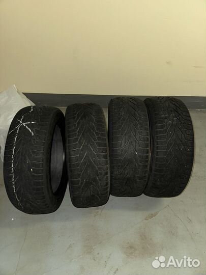 Nokian Tyres Hakkapeliitta SUV 235/55 R19 105R
