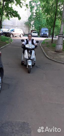 Электроскутер Трицикл Volteco Trike New