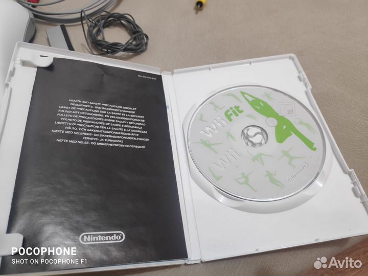 Игровая приставка Nintendo Wii