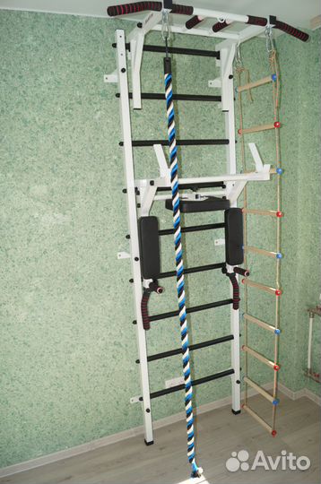 Шведская стенка черно-белая арт97