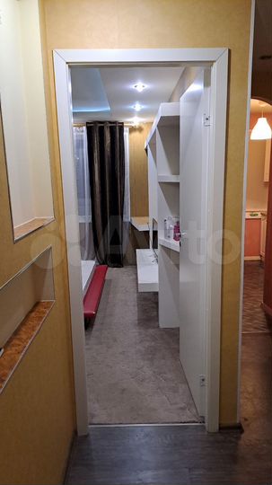 2-к. квартира, 48 м², 3/6 эт.