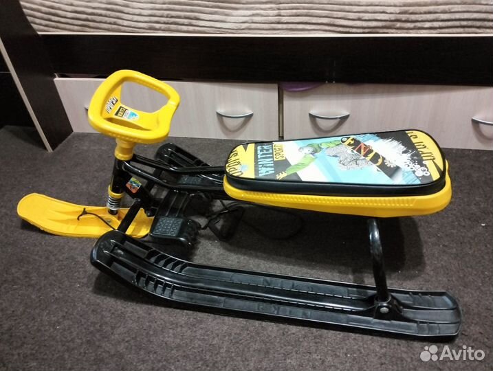 Детский снегокат бу