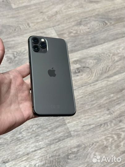 iPhone 11 Pro, 64 ГБ